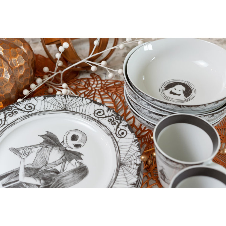 Nightmare before 2025 christmas dish set